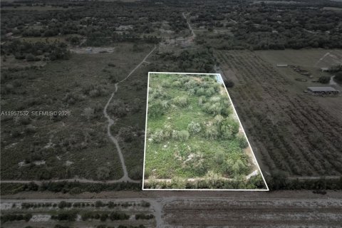 Land in Lorida, Florida № 2153559 - photo 2