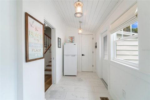 Villa ou maison à vendre à Saint Pete Beach, Floride: 4 chambres, 193.61 m2 № 1804805 - photo 21