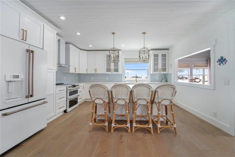 Villa ou maison à vendre à Saint Pete Beach, Floride: 4 chambres, 193.61 m2 № 1804805 - photo 3