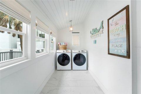 Villa ou maison à vendre à Saint Pete Beach, Floride: 4 chambres, 193.61 m2 № 1804805 - photo 20
