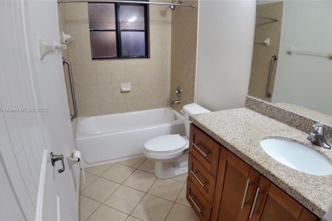 House in Homestead, Florida 3 bedrooms, 146.14 sq.m. № 1761720 - photo 28