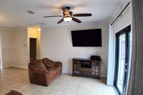 House in Homestead, Florida 3 bedrooms, 146.14 sq.m. № 1761720 - photo 18