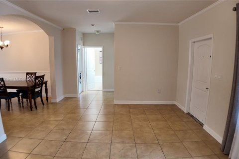 House in Homestead, Florida 3 bedrooms, 146.14 sq.m. № 1761720 - photo 6