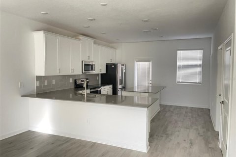 Touwnhouse à vendre à Orlando, Floride: 3 chambres, 151.99 m2 № 1918712 - photo 4