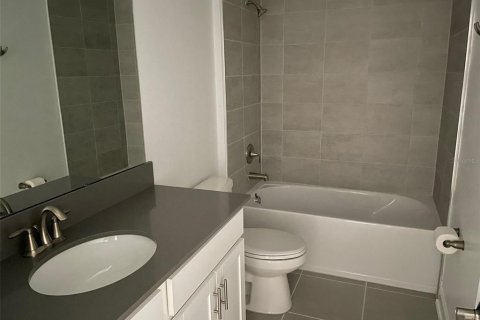 Touwnhouse à vendre à Orlando, Floride: 3 chambres, 151.99 m2 № 1918712 - photo 13