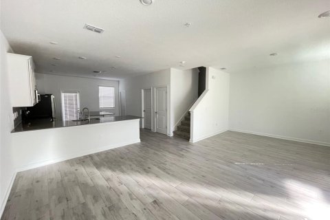 Touwnhouse à vendre à Orlando, Floride: 3 chambres, 151.99 m2 № 1918712 - photo 7