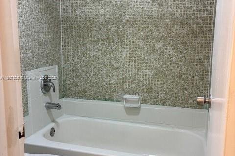 Снять в аренду кондоминиум в Майами, Флорида 2 спальни, 74.32м2, № 1964051 - фото 8