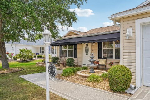 House in The Villages, Florida 3 bedrooms, 173.91 sq.m. № 2151821 - photo 16