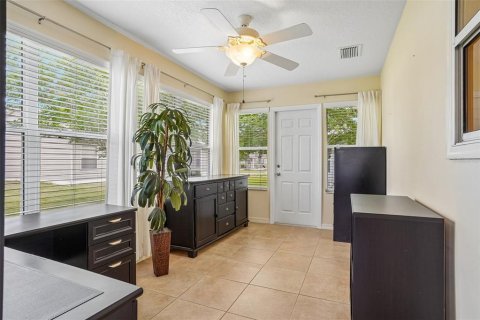 House in The Villages, Florida 3 bedrooms, 173.91 sq.m. № 2151821 - photo 30
