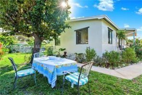 Купить виллу или дом в Холливуд, Флорида 4 спальни, 178.37м2, № 1967564 - фото 8