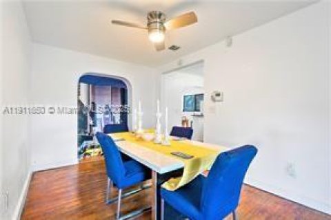 Купить виллу или дом в Холливуд, Флорида 4 спальни, 178.37м2, № 1967564 - фото 13