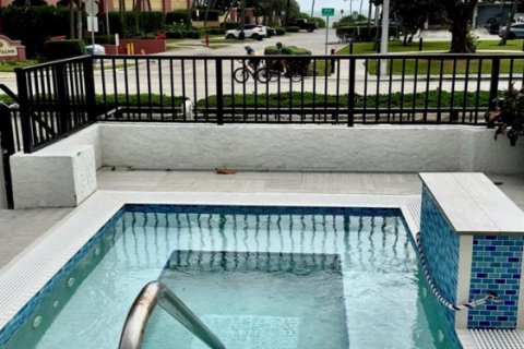 Copropriété à louer à Fort Lauderdale, Floride: 2 chambres, 102.19 m2 № 2432906 - photo 27