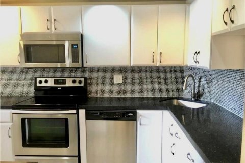 Copropriété à louer à Fort Lauderdale, Floride: 2 chambres, 102.19 m2 № 2432906 - photo 6
