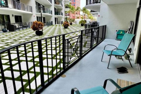 Copropriété à louer à Fort Lauderdale, Floride: 2 chambres, 102.19 m2 № 2432906 - photo 15