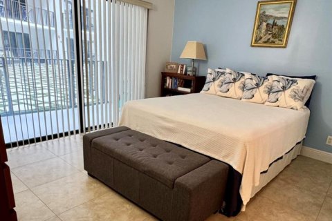 Copropriété à louer à Fort Lauderdale, Floride: 2 chambres, 102.19 m2 № 2432906 - photo 19