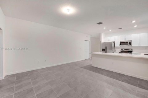 Купить виллу или дом в Хомстед, Флорида 4 спальни, 170.29м2, № 2005437 - фото 10