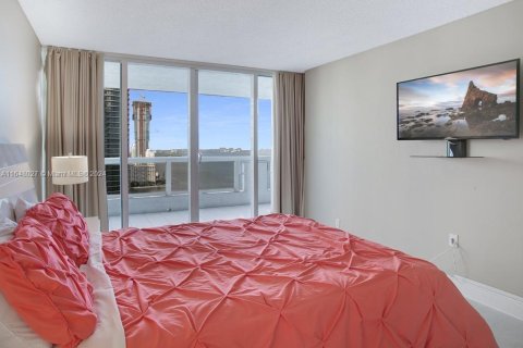 Copropriété à louer à Miami, Floride: 3 chambres, 148.83 m2 № 1934652 - photo 3