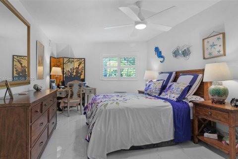 Купить виллу или дом в Корал-Гейблс, Флорида 3 спальни, 124.3м2, № 1889894 - фото 11