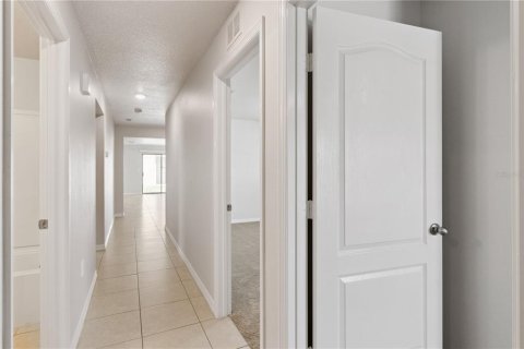 Casa en venta en Lakeland, Florida, 3 dormitorios, 154.03 m2 № 2217309 - foto 5