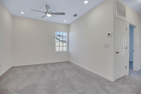 Adosado en alquiler en Fish Hawk, Florida, 3 dormitorios, 161.37 m2 № 1914486 - foto 11