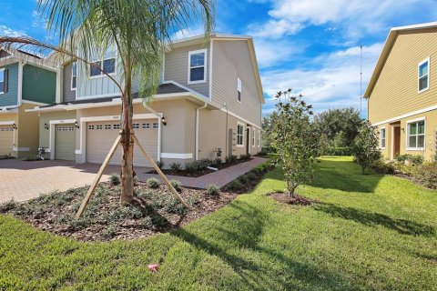 Adosado en alquiler en Fish Hawk, Florida, 3 dormitorios, 161.37 m2 № 1914486 - foto 2