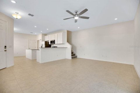 Adosado en alquiler en Fish Hawk, Florida, 3 dormitorios, 161.37 m2 № 1914486 - foto 4