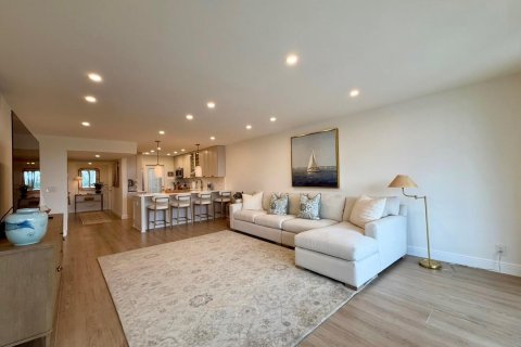 Condo in Pompano Beach, Florida, 3 bedrooms  № 2387149 - photo 20