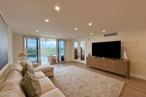 Condo in Pompano Beach, Florida, 3 bedrooms  № 2387149 - photo 15