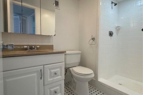 Купить кондоминиум в Уэст-Палм-Бич, Флорида 2 спальни, 89.19м2, № 2145663 - фото 10