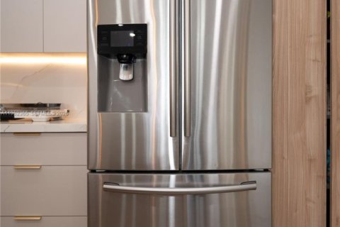 Villa ou maison à vendre à Miramar, Floride: 4 chambres, 174.47 m2 № 2027047 - photo 6