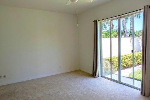 Casa en venta en Palm Beach Gardens, Florida, 3 dormitorios, 188.41 m2 № 2087852 - foto 8