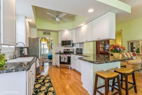 Casa en venta en Palm Beach Gardens, Florida, 3 dormitorios, 188.41 m2 № 2087852 - foto 3