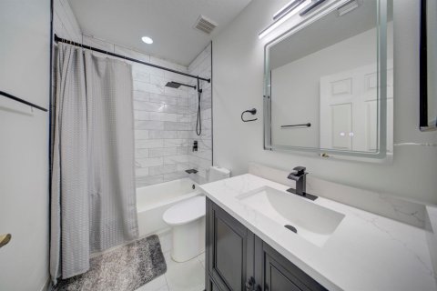 Touwnhouse à vendre à Riviera Beach, Floride: 3 chambres, 153.38 m2 № 2077539 - photo 14