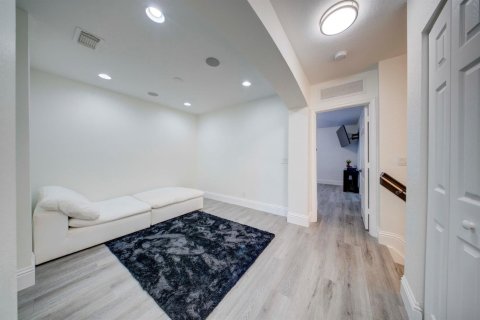 Touwnhouse à vendre à Riviera Beach, Floride: 3 chambres, 153.38 m2 № 2077539 - photo 18