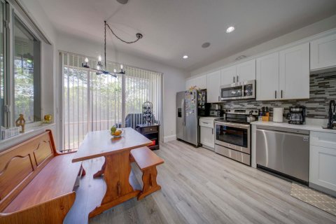 Touwnhouse à vendre à Riviera Beach, Floride: 3 chambres, 153.38 m2 № 2077539 - photo 27