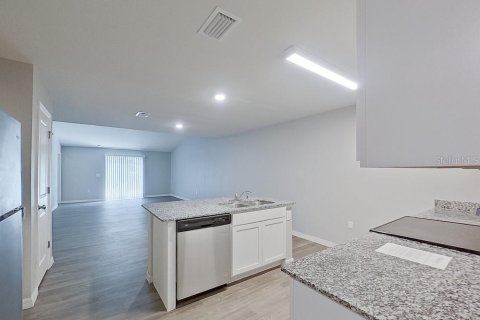 Villa ou maison à louer à Lehigh Acres, Floride: 3 chambres, 130.06 m2 № 2166856 - photo 3
