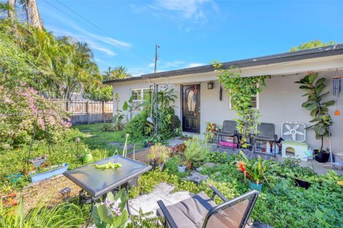 House in Fort Lauderdale, Florida 2 bedrooms, 98.48 sq.m. № 2002853 - photo 26