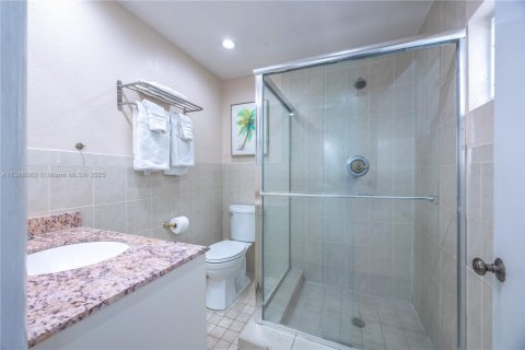 Villa ou maison à louer à Pompano Beach, Floride: 5 chambres, 244.98 m2 № 1594066 - photo 13