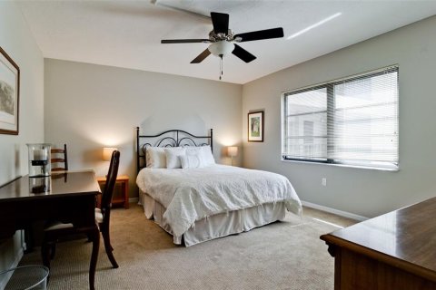 Condo in Bradenton, Florida, 2 bedrooms № 2236169 - photo 11
