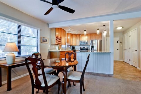 Condo in Bradenton, Florida, 2 bedrooms № 2236169 - photo 8