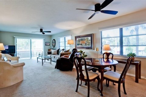 Condo in Bradenton, Florida, 2 bedrooms № 2236169 - photo 7