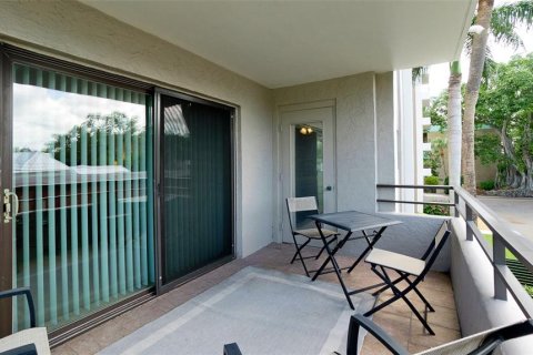 Condo in Bradenton, Florida, 2 bedrooms № 2236169 - photo 22