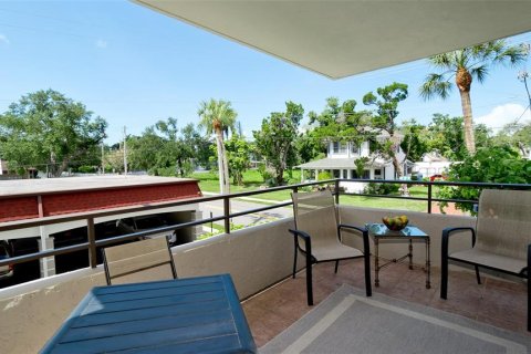 Condo in Bradenton, Florida, 2 bedrooms № 2236169 - photo 21
