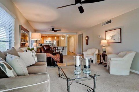 Condo in Bradenton, Florida, 2 bedrooms № 2236169 - photo 10