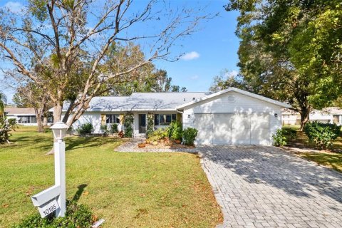 House in Summerfield, Florida 3 bedrooms, 172.05 sq.m. № 2119795