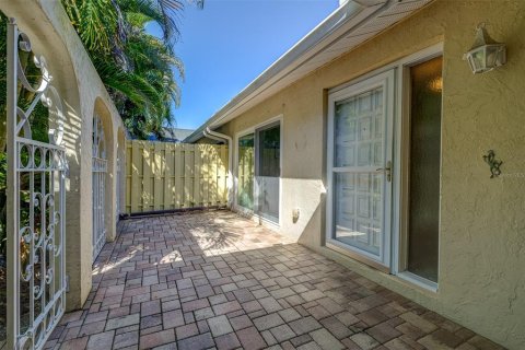 Copropriété à vendre à Sarasota, Floride: 2 chambres, 160.26 m2 № 2434959 - photo 3