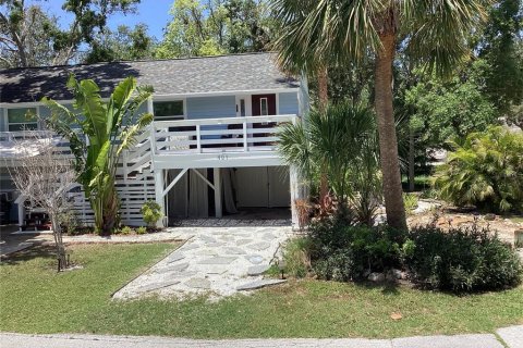 House in Palm Harbor, Florida 2 bedrooms, 100.33 sq.m. № 1795308 - photo 3