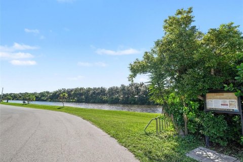 Villa ou maison à vendre à Venice, Floride: 3 chambres, 184.5 m2 № 2426881 - photo 4