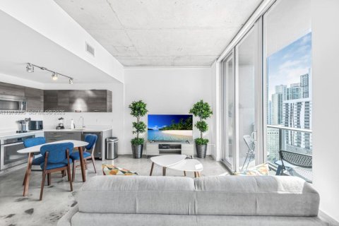 Copropriété à louer à Miami, Floride: 1 chambre, 49.52 m2 № 2091279 - photo 2