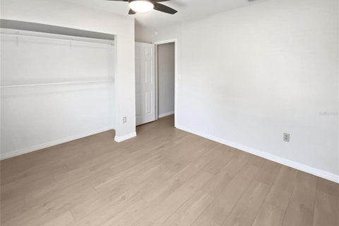 House in Dunedin, Florida 3 bedrooms, 126.81 sq.m. № 1602800 - photo 5